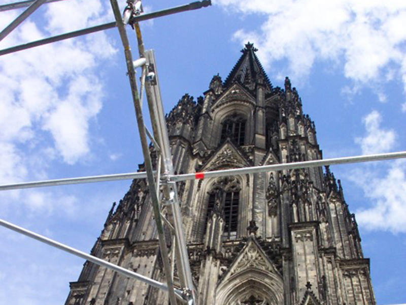 leistungen-wetterschutzdaecher-kederplanendach-montage-unterkonstruktion.jpg