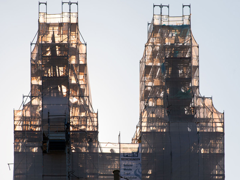 marialinden-Kirche-sonnenlicht.jpg